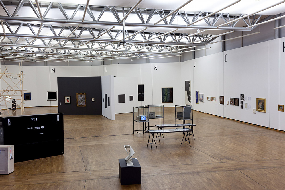 Main Hall Exhibition Overview 