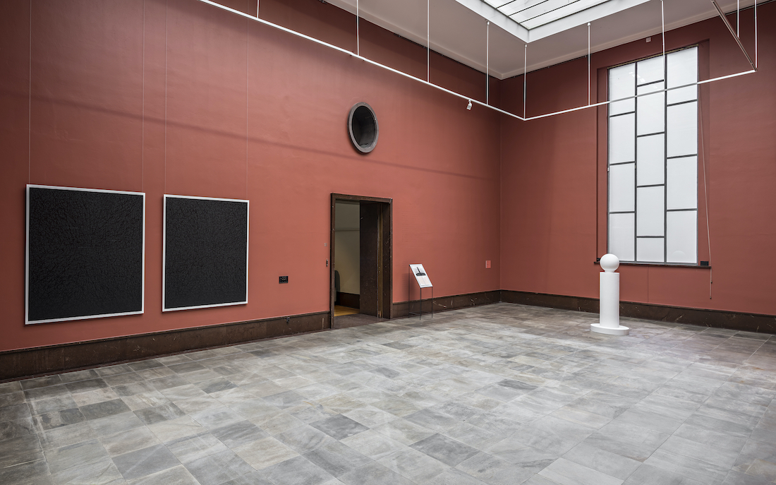 Eternally Vanishing Bodies